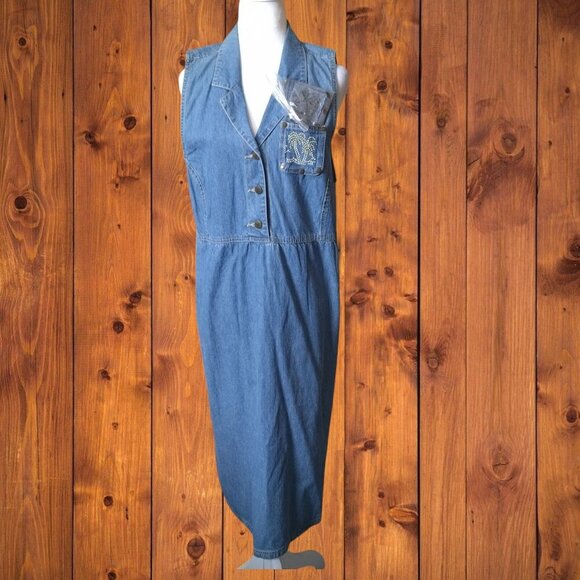 Quacker Factory Dresses & Skirts - QUACKER FACTORY WOMEN'S MEDIUM BLUE SLEEVELESS JEAN DRESS EMBELLISHED POCKET